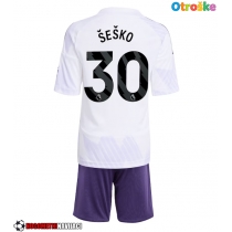 Otroške Nogometnih dresov Manchester United Benjamin Sesko #30 Gostujoči 2025-26 Kratki rokavi (+ hlače)